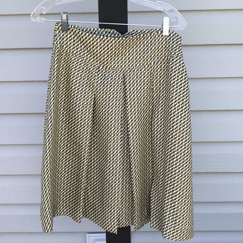Banana Republic skirt green and brown plaid size 4 100% silk great condition